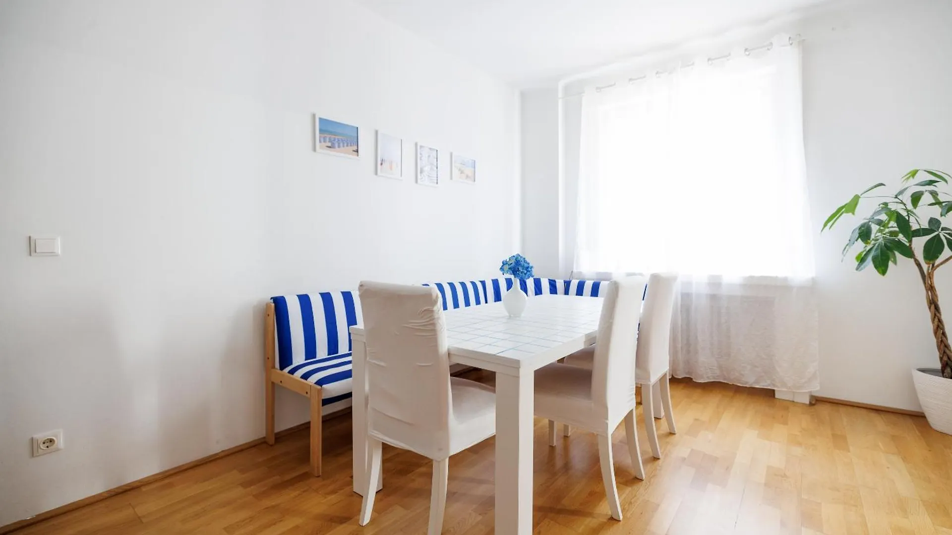 Apartment France | Operastreet Vienna Austria