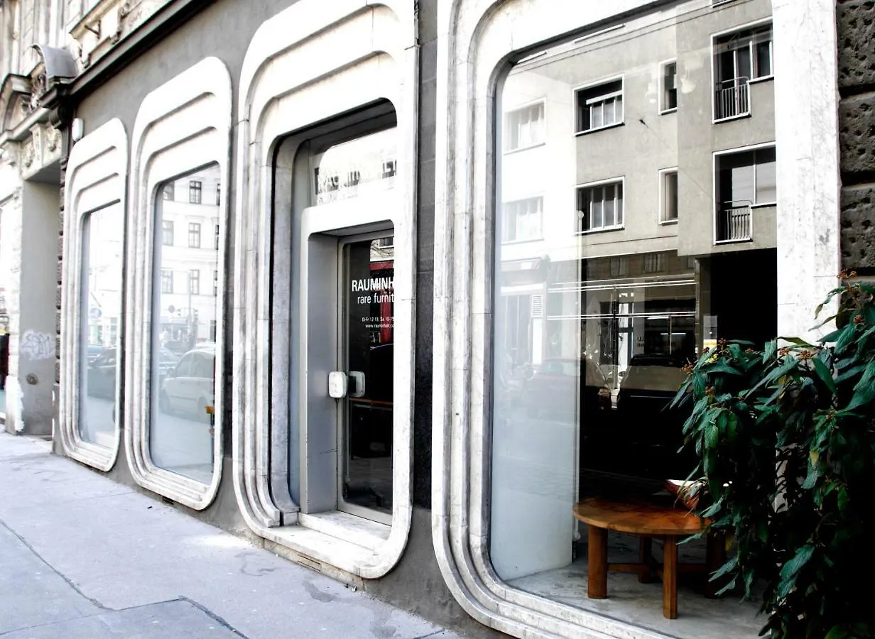 Apartment France | Operastreet Vienna 0*,